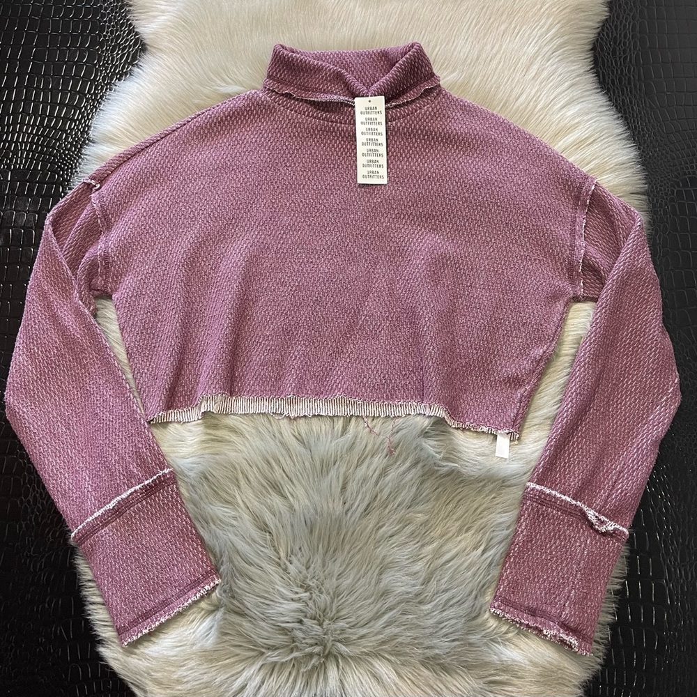 NWT Out From Under Raw Cut Off Hem Crop Long Sleeve Thermal Turtleneck Top Small - Picture 7 of 12